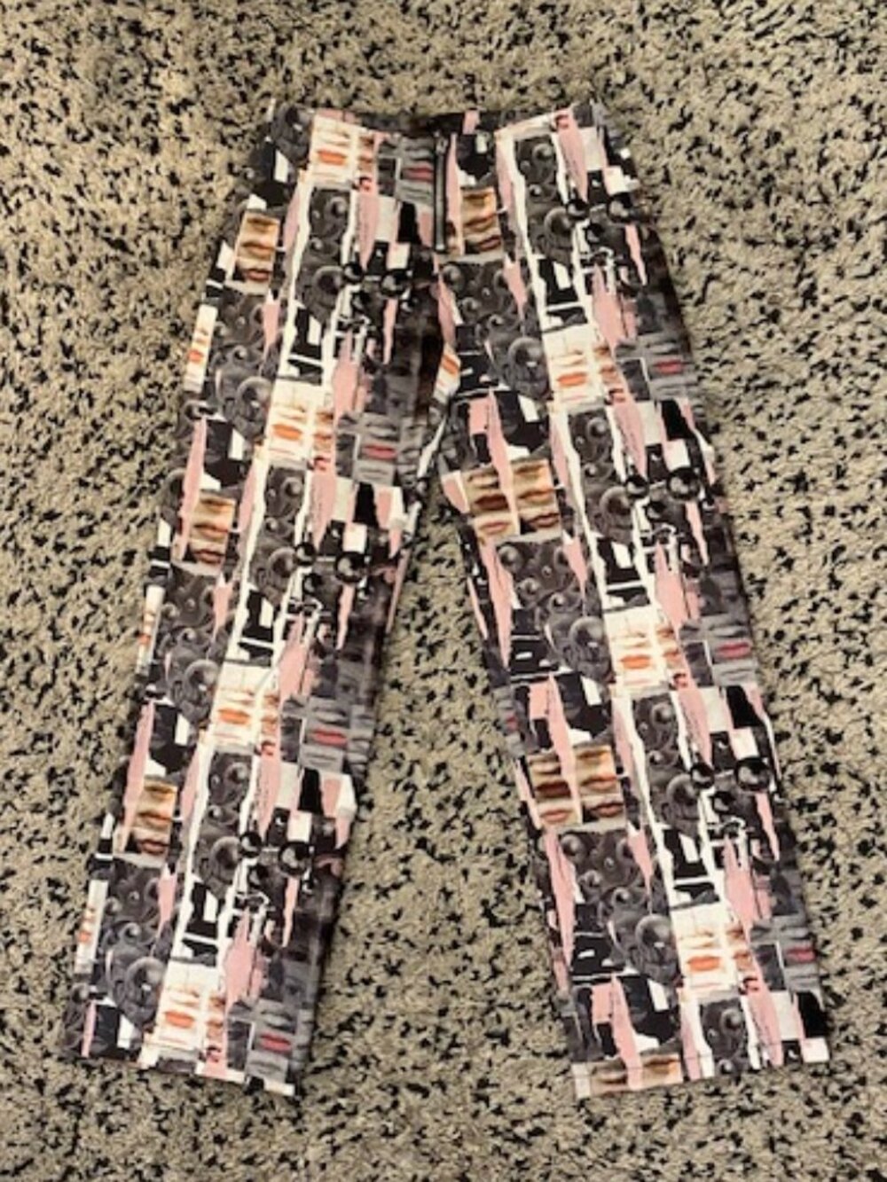The Ragged Priest Wide Leg Pants Graphic  Print 'Lips' Black & Pink Size 8
